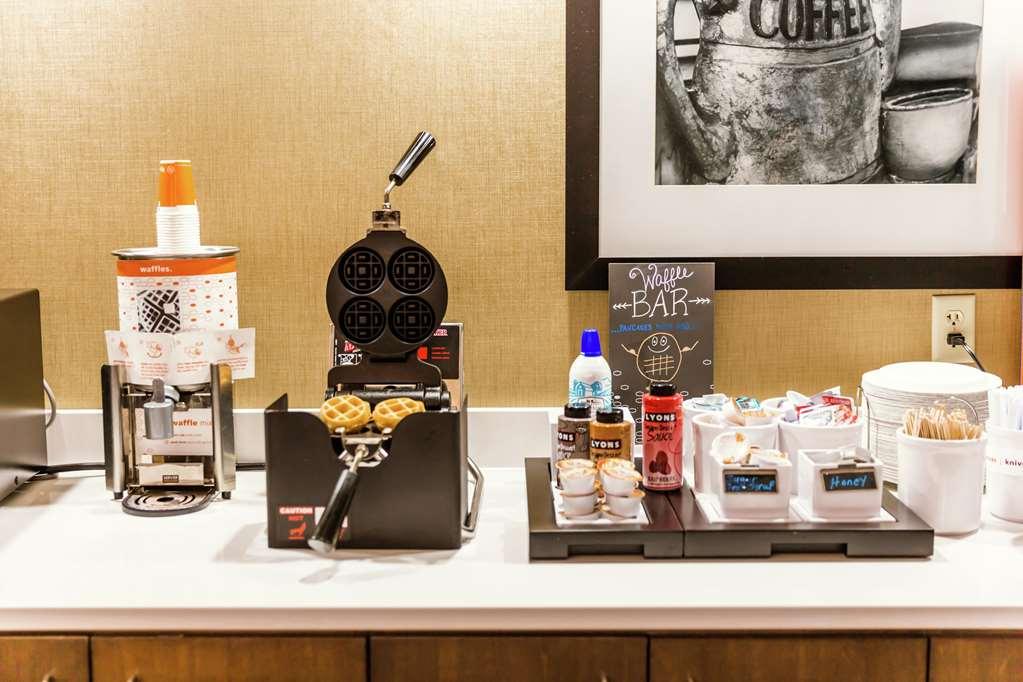 Hampton Inn Oak Ridge Knoxville Restaurant photo