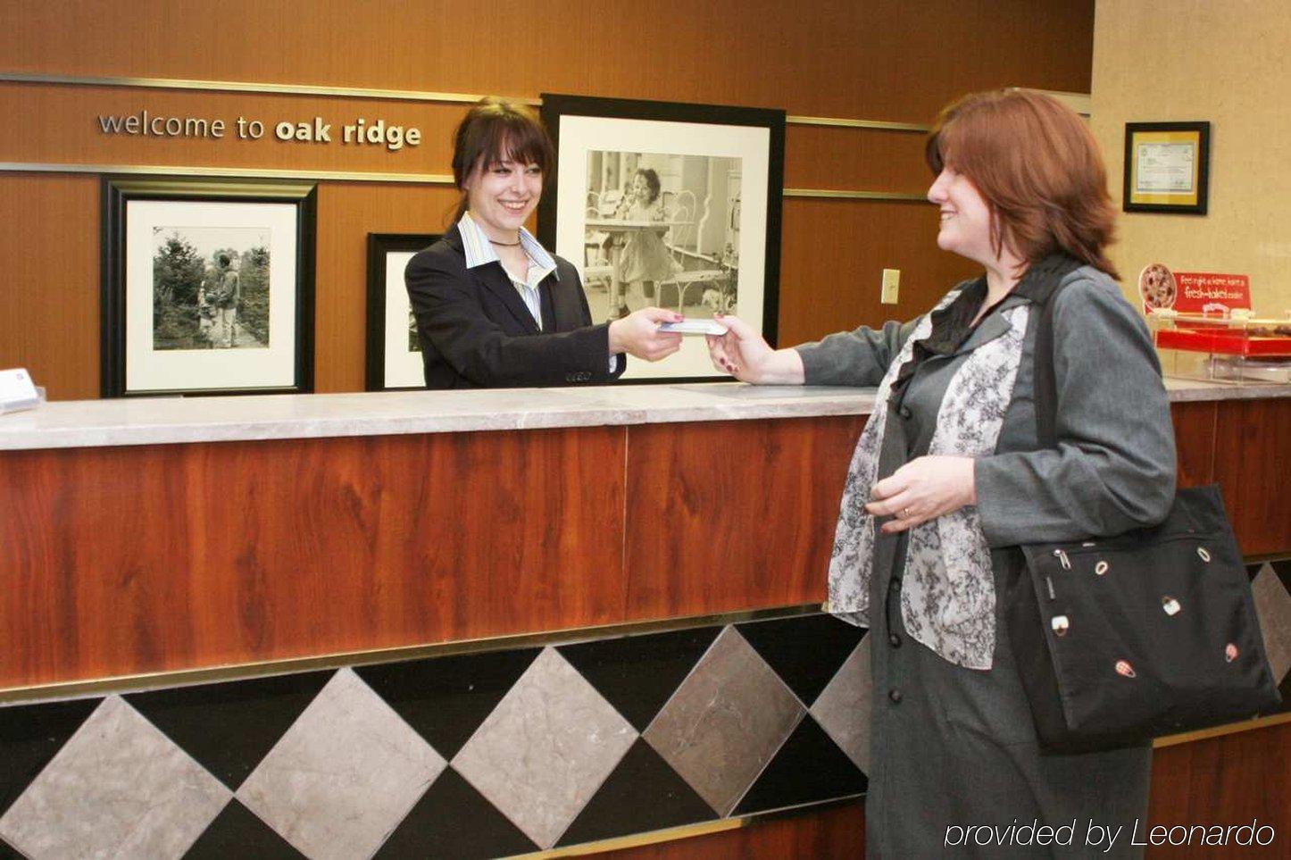 Hampton Inn Oak Ridge Knoxville Interior photo