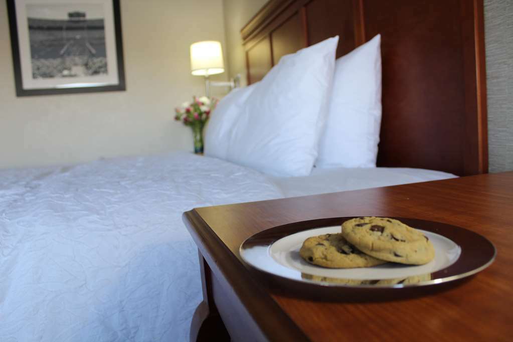 Hampton Inn Oak Ridge Knoxville Room photo
